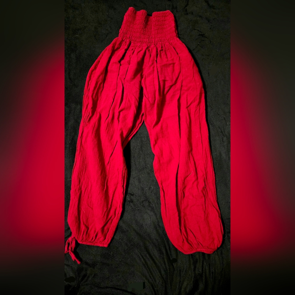 Elegant Red Smocked Waist Drawstring Ankle Pants - Picture 5 of 8